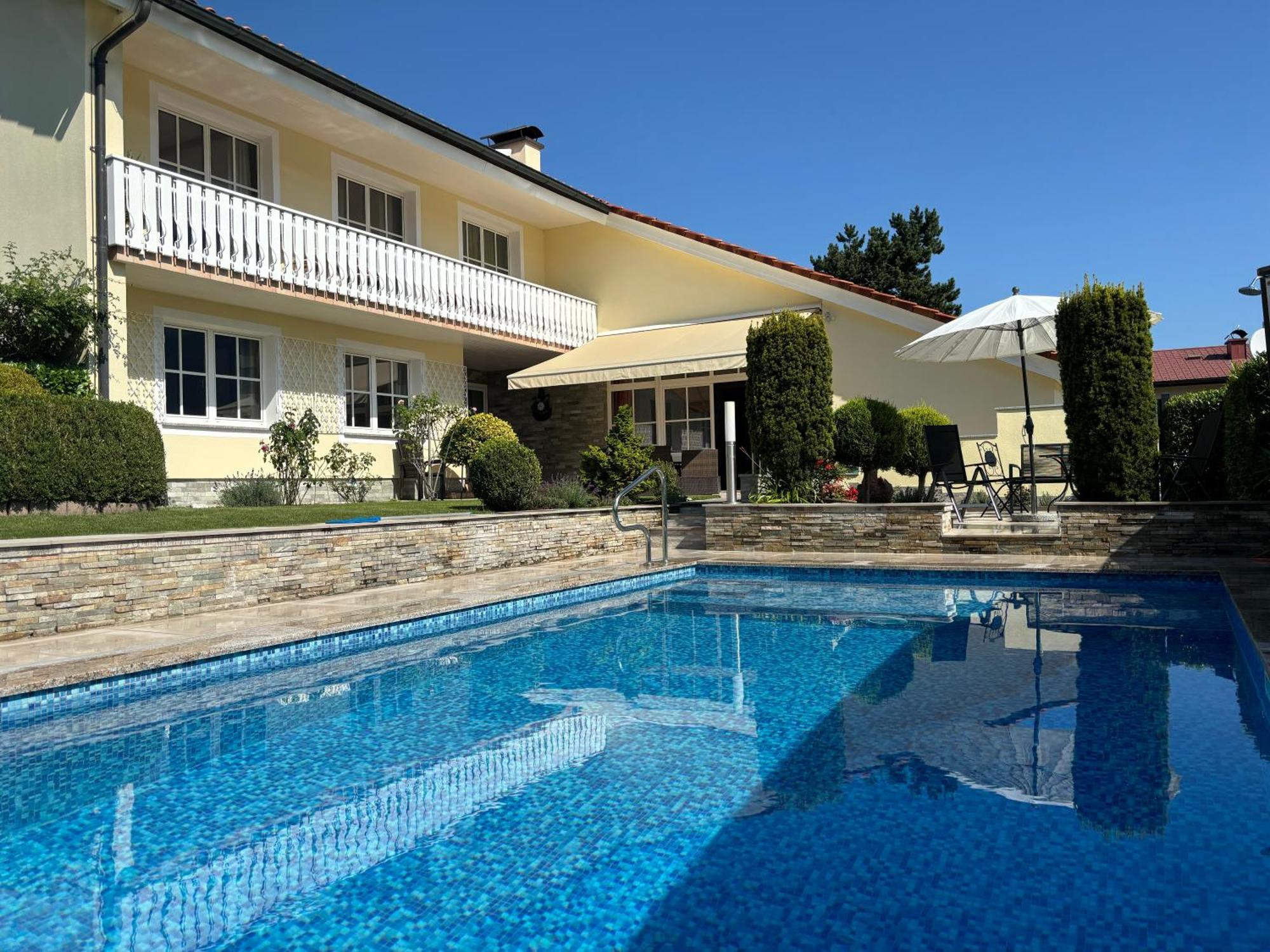 Luxury-Suites Traunsee เทราน์เคอร์เคน ภายนอก รูปภาพ